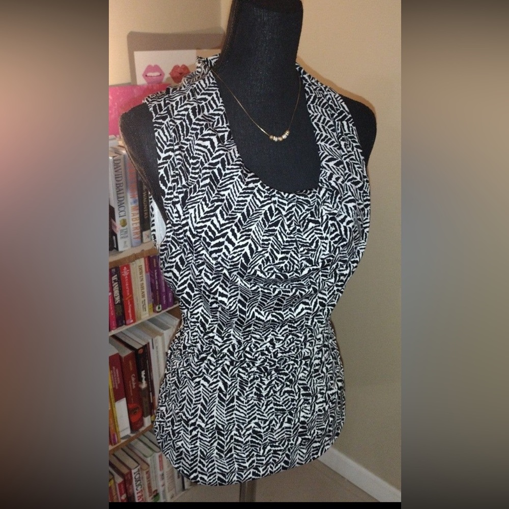 Express Blouse - Picture 2 of 4
